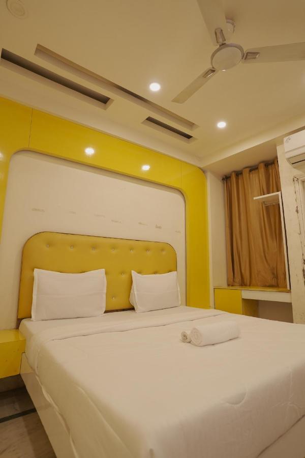 Hotel Leo Continental นิวเดลี ภายนอก รูปภาพ